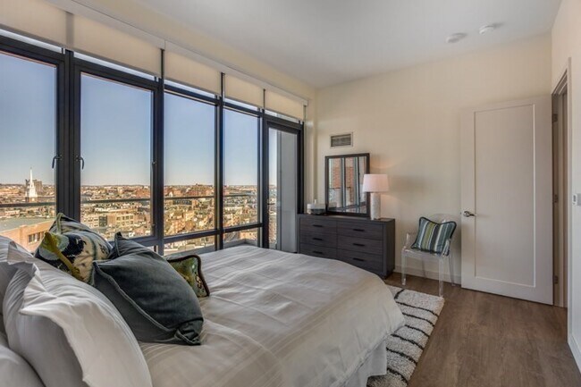 Building Photo - 1 Canal St