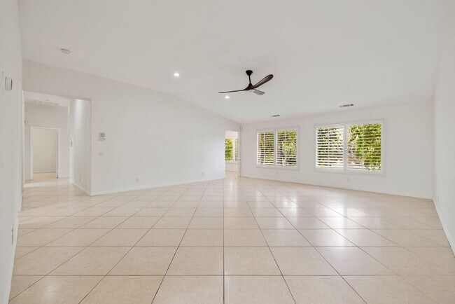 Building Photo - 79940 Hancock Ct