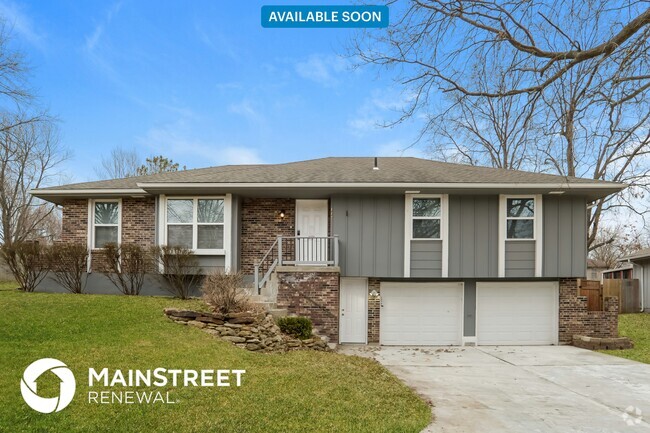 Building Photo - 417 NE Colonial Ct