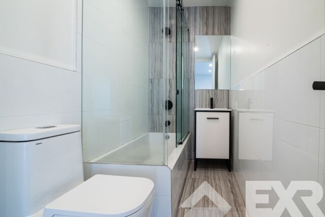 Building Photo - 254 E 28th St