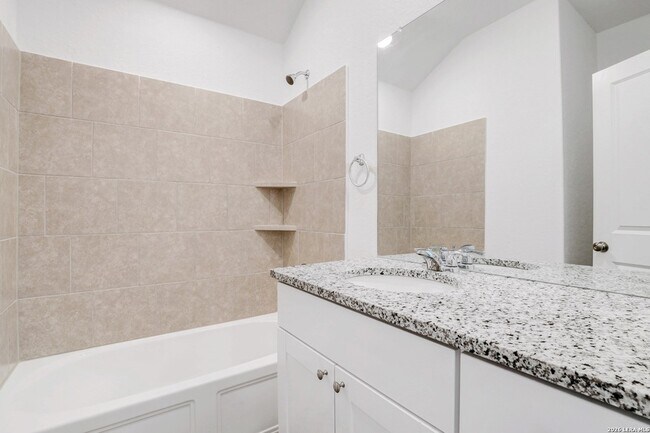 Building Photo - 9947 Pears Ml