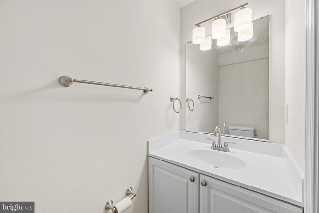 Building Photo - 20335 Briarcliff Terrace