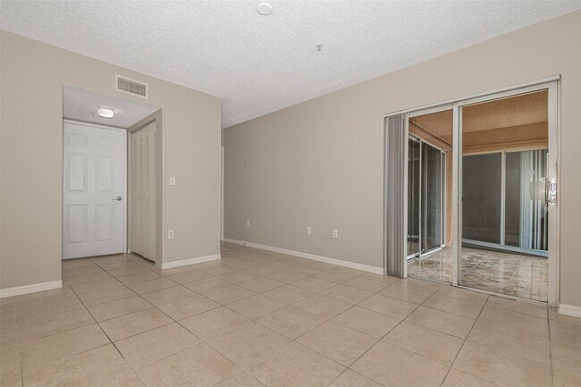 Building Photo - 3848 Lyons Rd