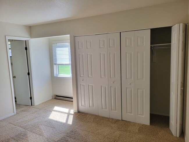 Building Photo - 5129 Rainbow Harbour Cir