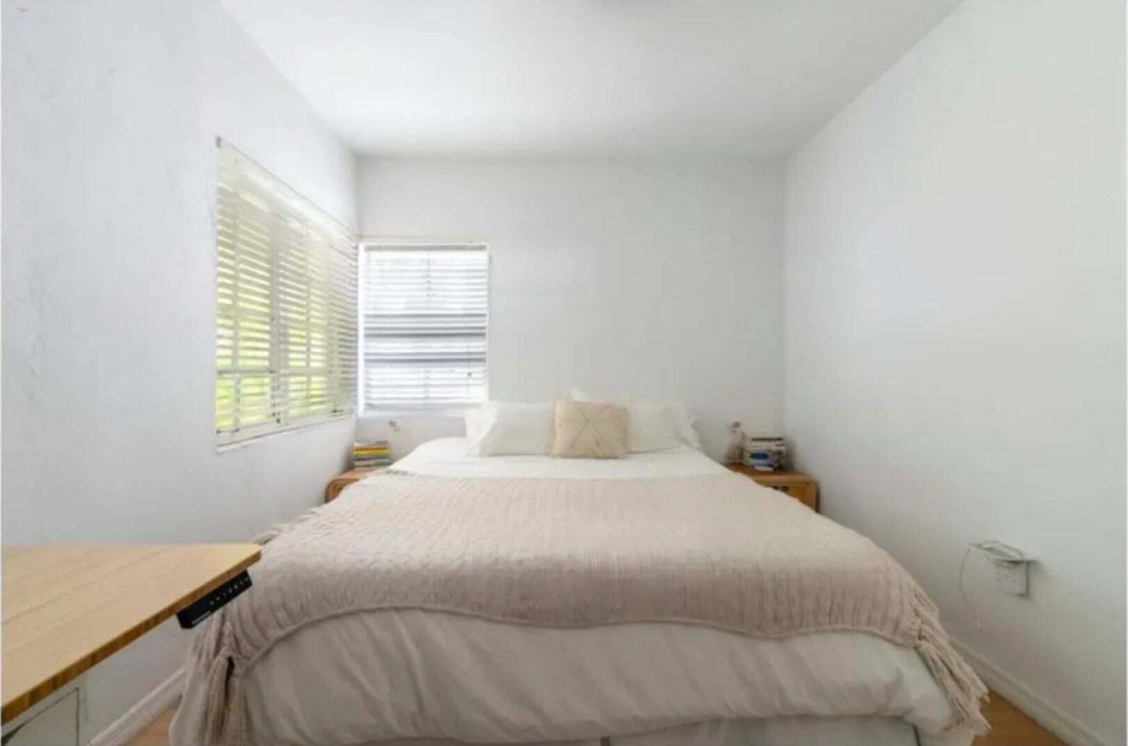 Bedroom - 817 Meridian Ave