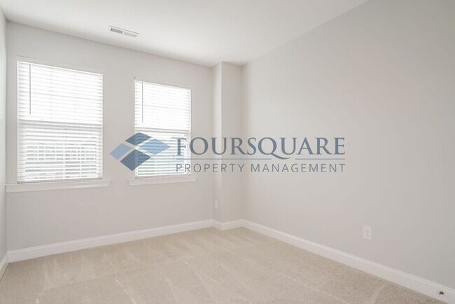 Building Photo - Spacious  End-Unit Townhome | Rear Deck & 2-Car Garage  | Near Brier Creek