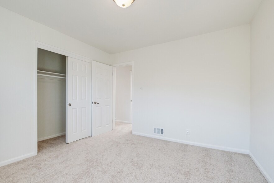 Building Photo - 97 Canyon Dr