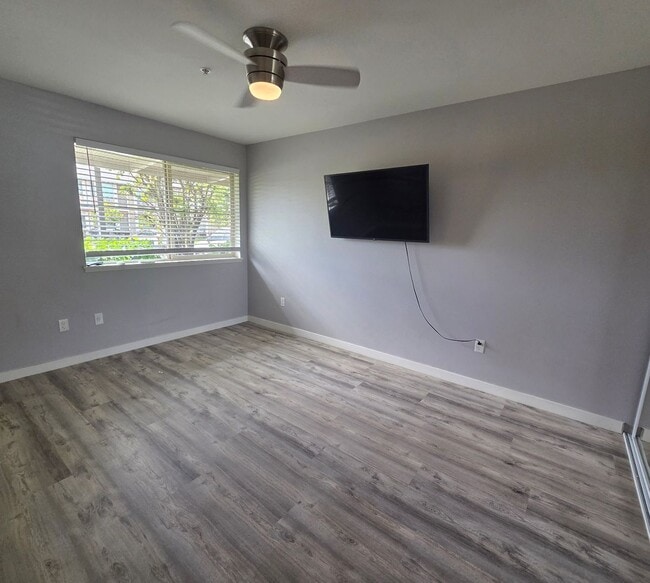 Building Photo - Unfurnished 3/2 Kamalani Condo