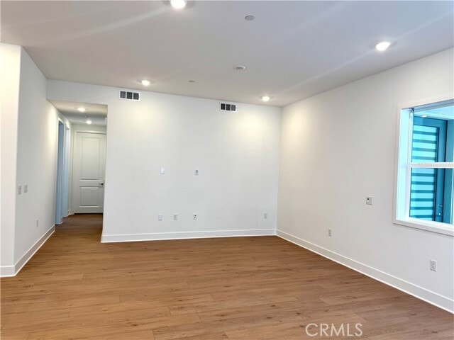 Building Photo - 182 Proctor