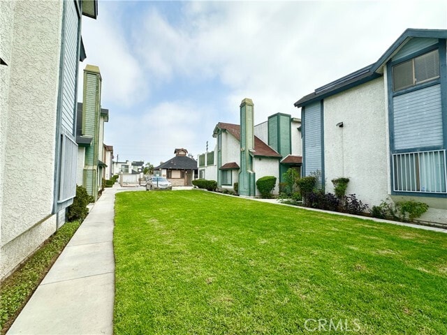 Building Photo - 13532 Francisquito Ave