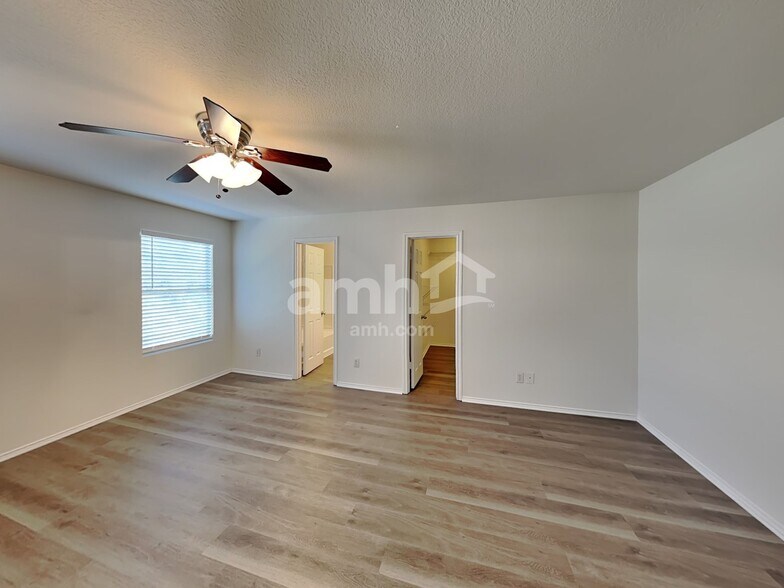 Building Photo - 7607 Presidio Creek