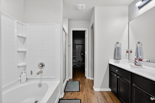 Building Photo - 5636 Rainflower Terrace Ln