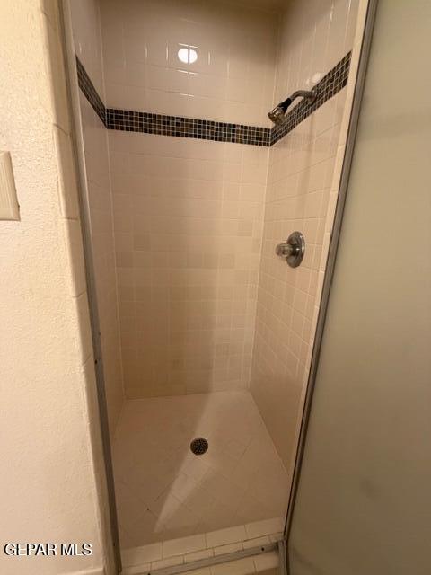 Building Photo - 7041 Orizaba Ave