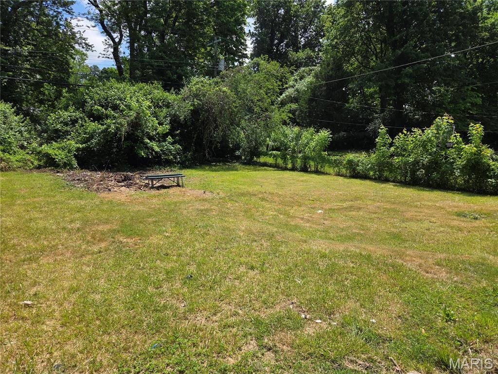Building Photo - 10458 Spring Garden Dr