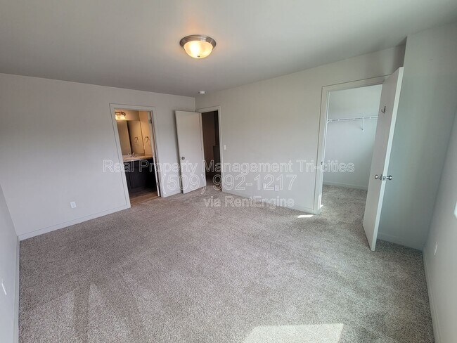 Building Photo - 413 Whitefish Ln