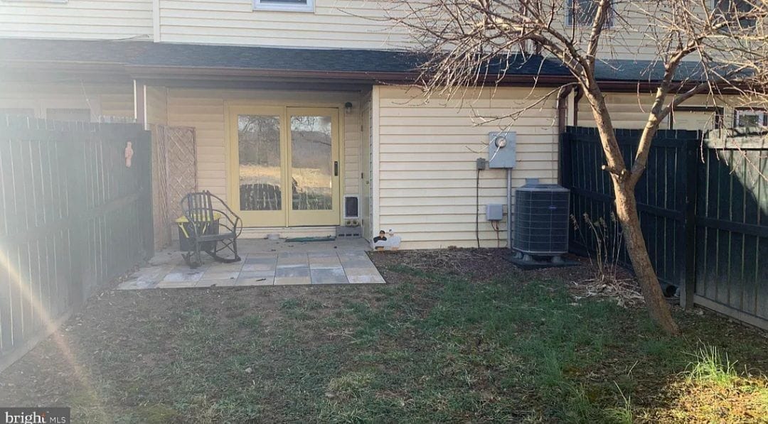 Building Photo - 1126 Wadewood Ct