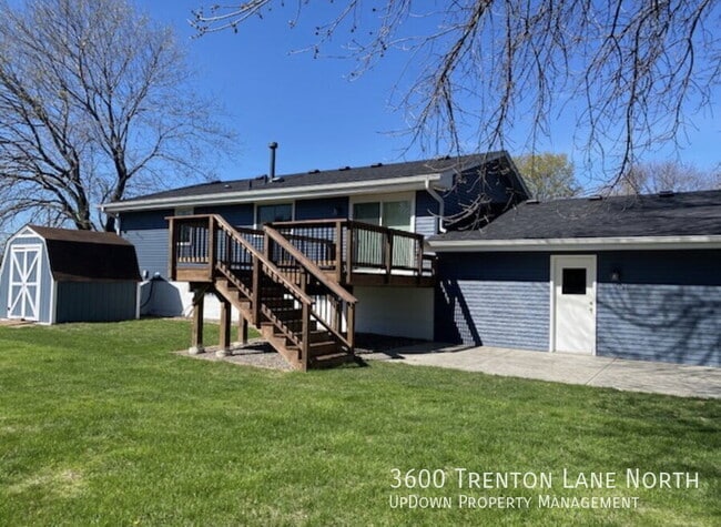 Building Photo - 3600 Trenton Ln N
