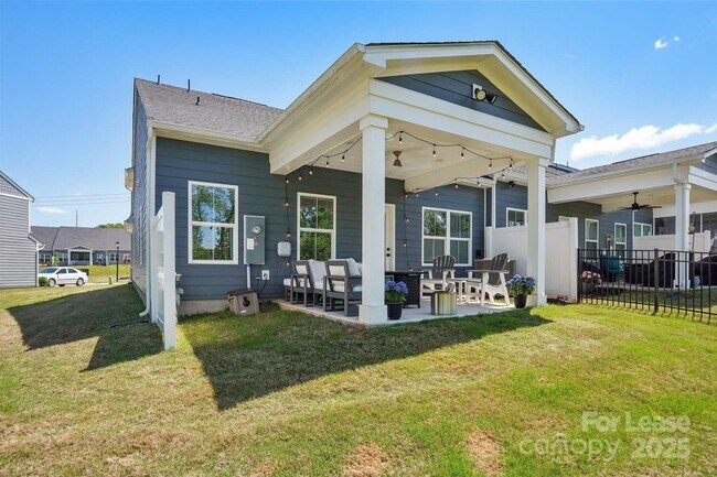 Building Photo - 6295 Ashton Pk Dr