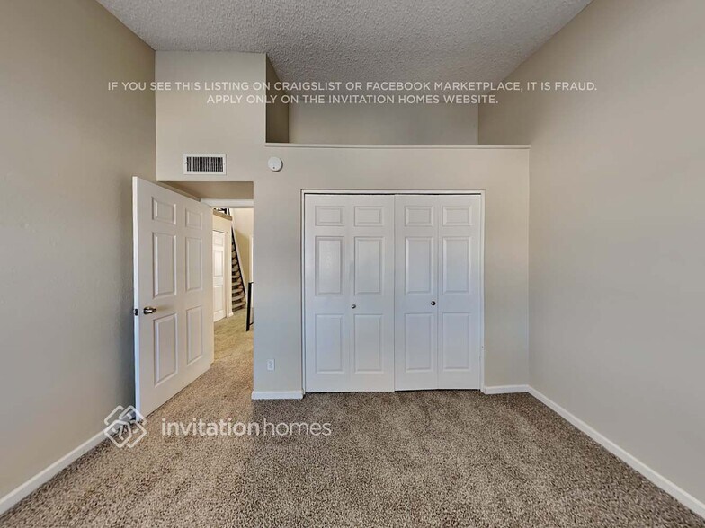 Building Photo - 11025 N 81st Dr