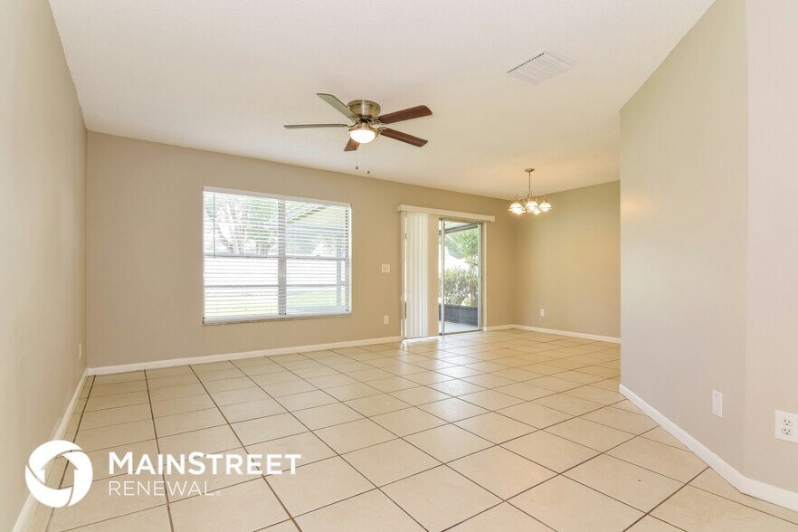 Building Photo - 2106 N Merrin St