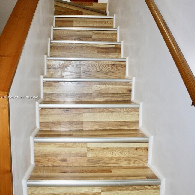 Building Photo - 2079 W 54th Terrace