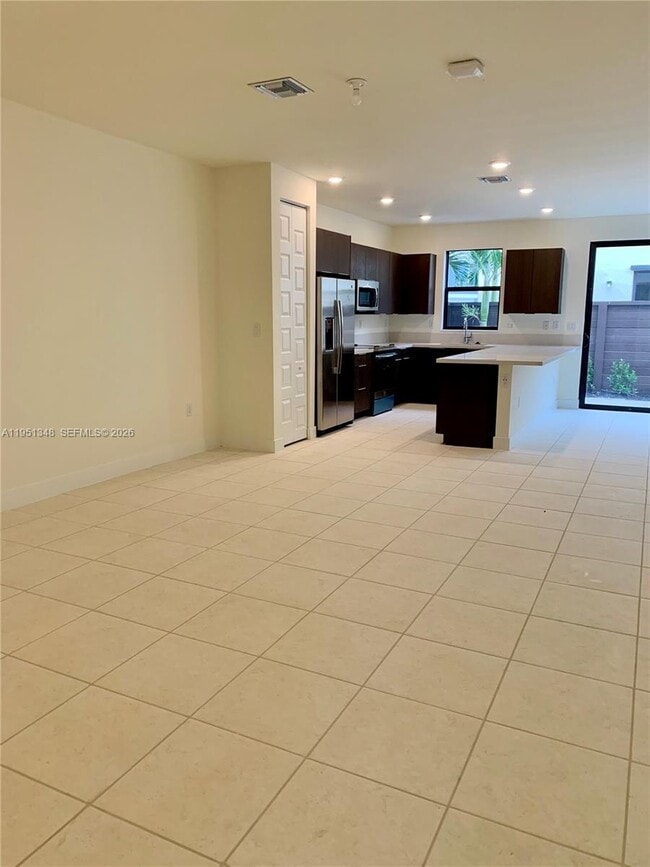 Building Photo - 15849 NW 91st Ct