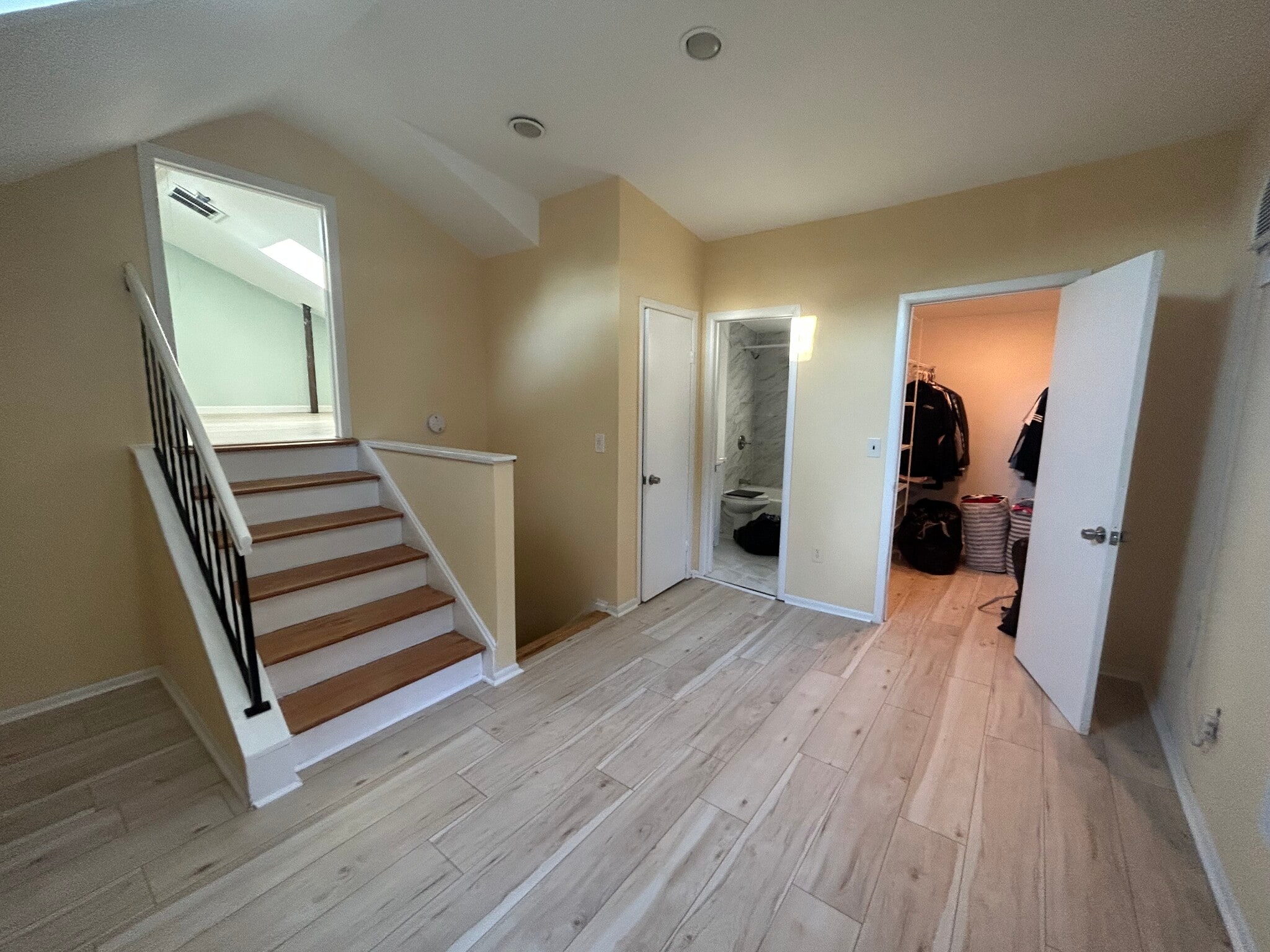 Building Photo - 24 Huron Ave