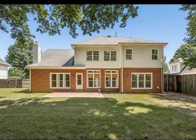 Building Photo - 2033 W Houston Way
