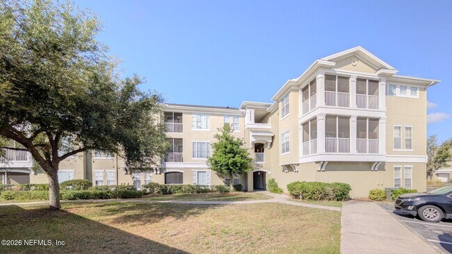 Building Photo - 8290 Park Way