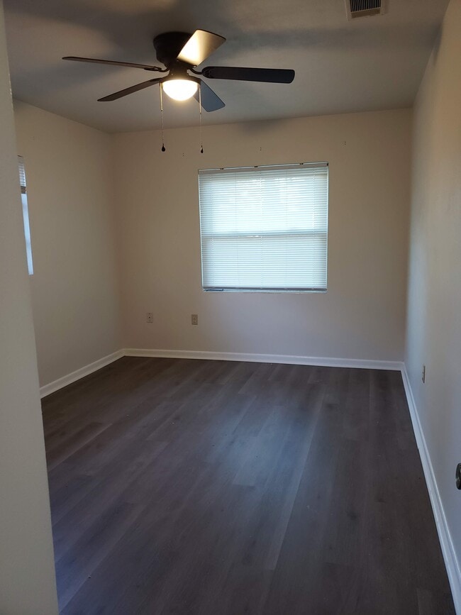 Building Photo - 3824 Duplex A