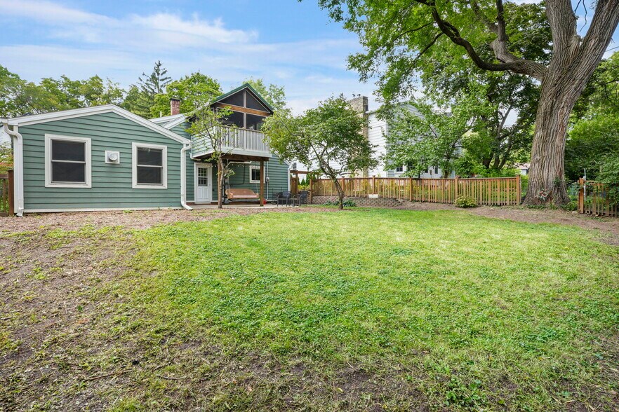 Building Photo - 3633 Gregory St