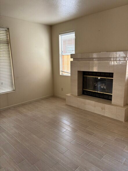 Building Photo - 17610 Winding Creek Rd