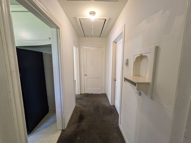 Building Photo - 4670 Maddox St