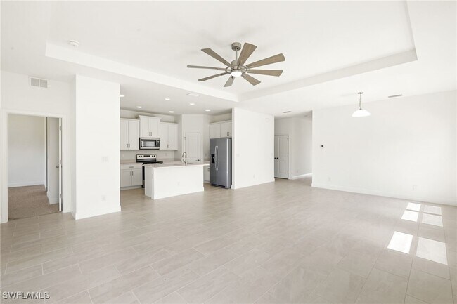 Building Photo - 16849 Castoro Dr