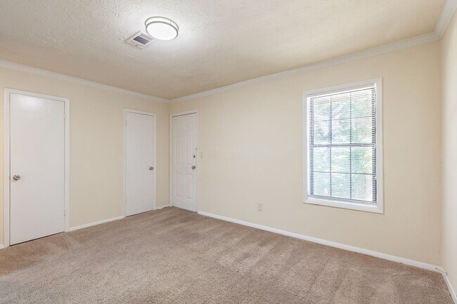 Building Photo - 3109 Destin Cir
