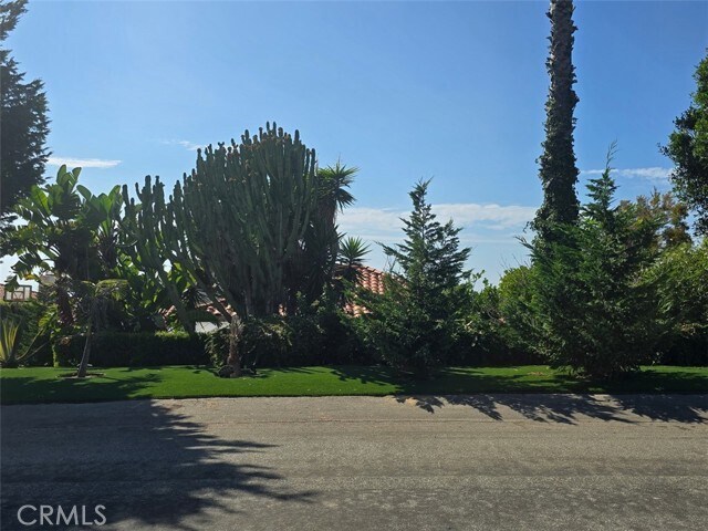 Building Photo - 6759 Alta Vista Dr