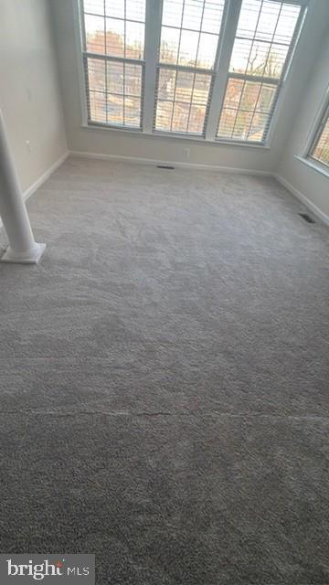 Building Photo - 165 Royal Ct