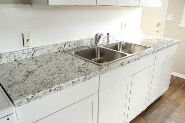 Building Photo - 3302 Karl Rd