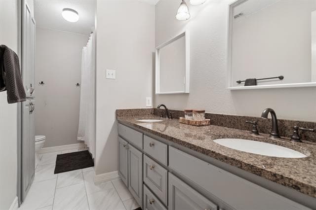 Building Photo - 16435 Red Oak Cir N