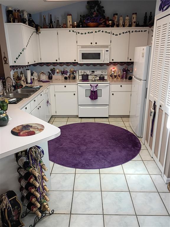 Building Photo - 564 W Central Ave