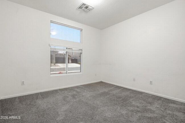 Building Photo - 4441 E Cottonwood Ln