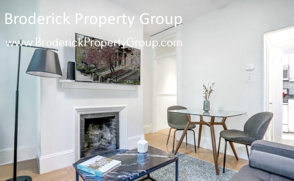 Building Photo - 83 Myrtle St