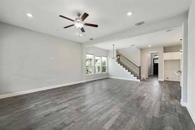 Building Photo - 12308 Simmental Dr
