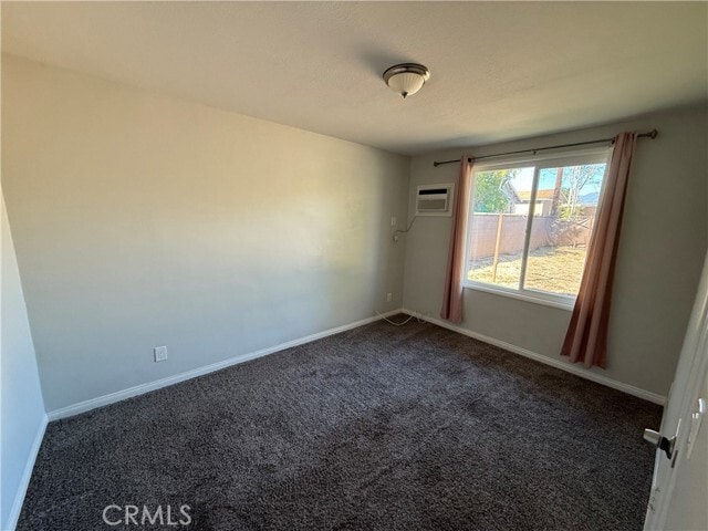 Building Photo - 583 W Gray St