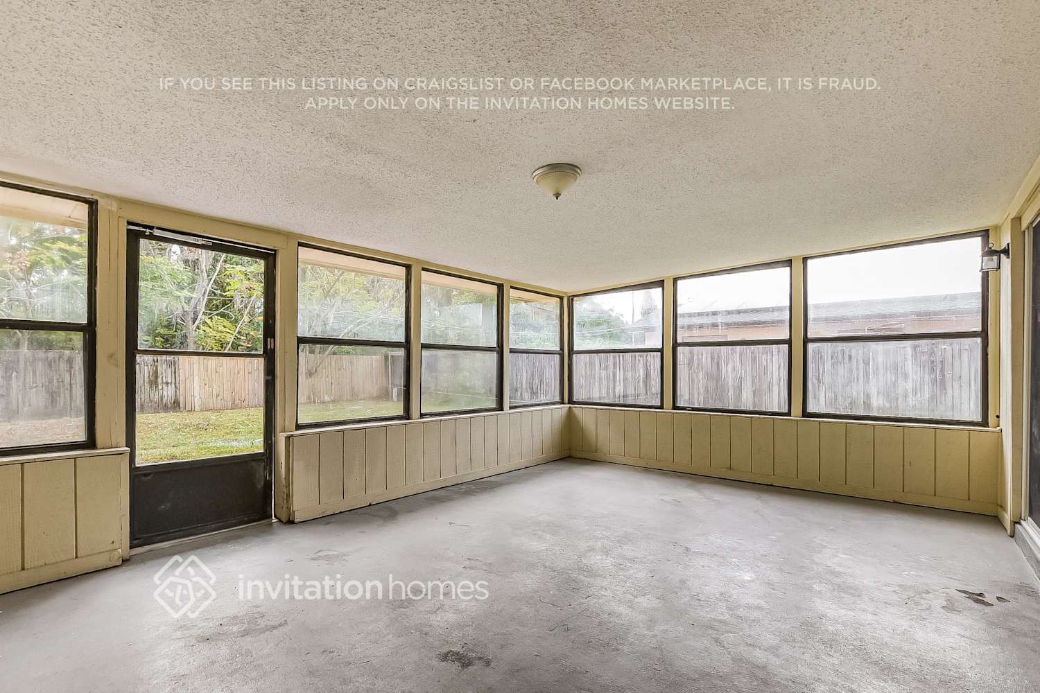 Building Photo - 7314 Tree Ln