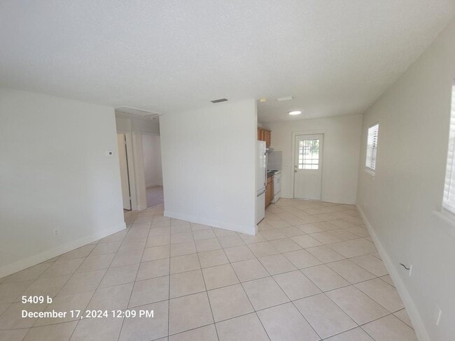 Building Photo - 5409 McLeod Dr