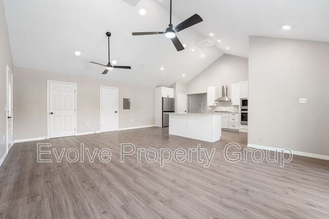 Building Photo - 1521 Massachusetts Ave