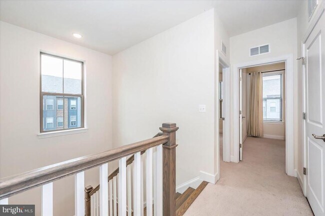 Building Photo - 45366 Daveno Square