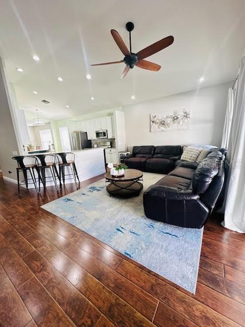 Building Photo - 5225 Villagebrook Dr