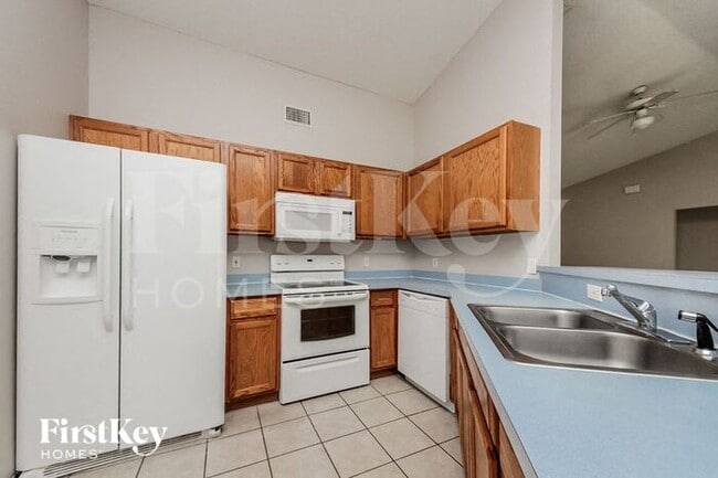 Building Photo - 761 Platypus Ct